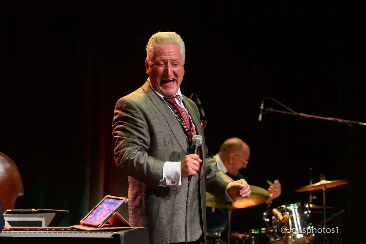 SouthendJazzFvl's tweet photo. An absolutely stellar show yesterday from the ‘King of Soho’, the ‘Godfather of Swing’, Ray Gelato & The Giants!
Ray showed just why he is one of the very best and most respected performers in the business.
The audience were absolutely blown away! 🔥
Photo credit: Jon Webber https://t.co/2KfsF6Pwkw