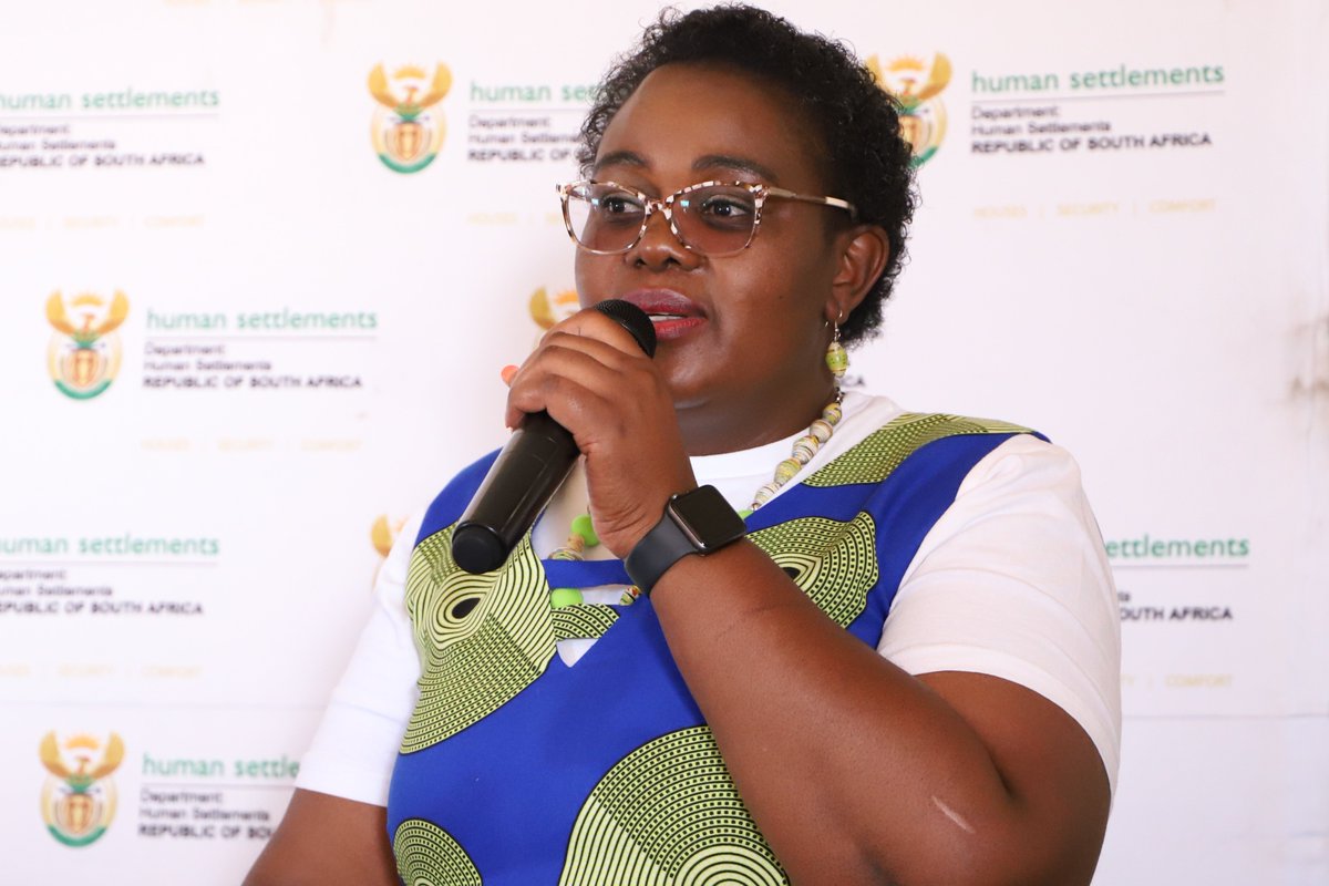 The_DHS's tweet photo. We concluded our #NCMinisterialVisits as part of the Lerato Park CRUs handover with a community engagement and issuing of title deeds to qualifying beneficiaries in the Sol Plaatje Local Municipality, Kimberley.
#HousingtheNation #DhsProjectsVisits https://t.co/MNdeoGCeoU