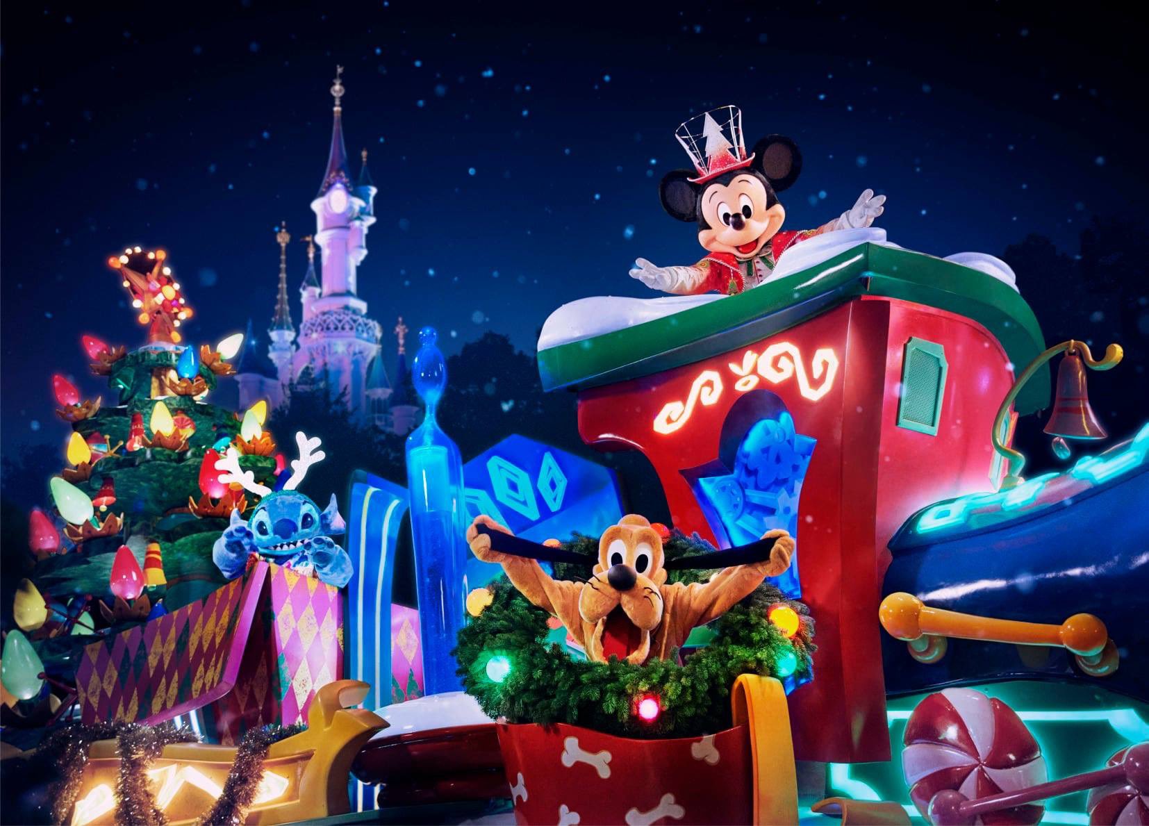 Clément Gonier On Twitter: "A Sparkling Disney's Enchanted Christmas Will Take Over @Disneylandparis From November 13, 2021 To January 9, 2022… And The Destination Is Preparing A Program Full Of Surprises, Including
