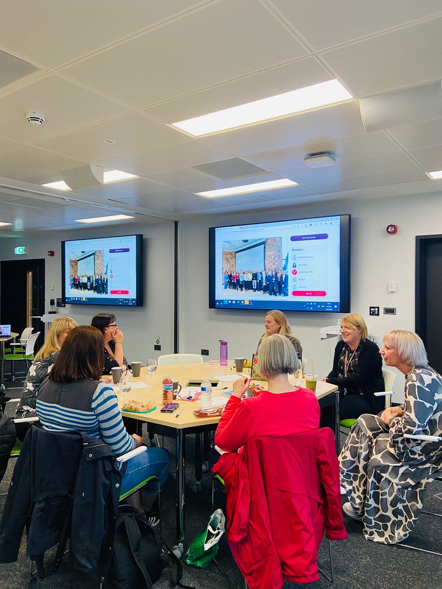 UKNICAofficial's tweet image. Happy #WorldMenopauseDay! We were delighted to bring back our #MenoMeetups in @TheCatalystUK earlier, reconnecting with the supportive community we&apos;d started building pre-lockdown.

To find out more &amp;amp; join the community, please email hello@voice-global.org.

#ageingintelligence