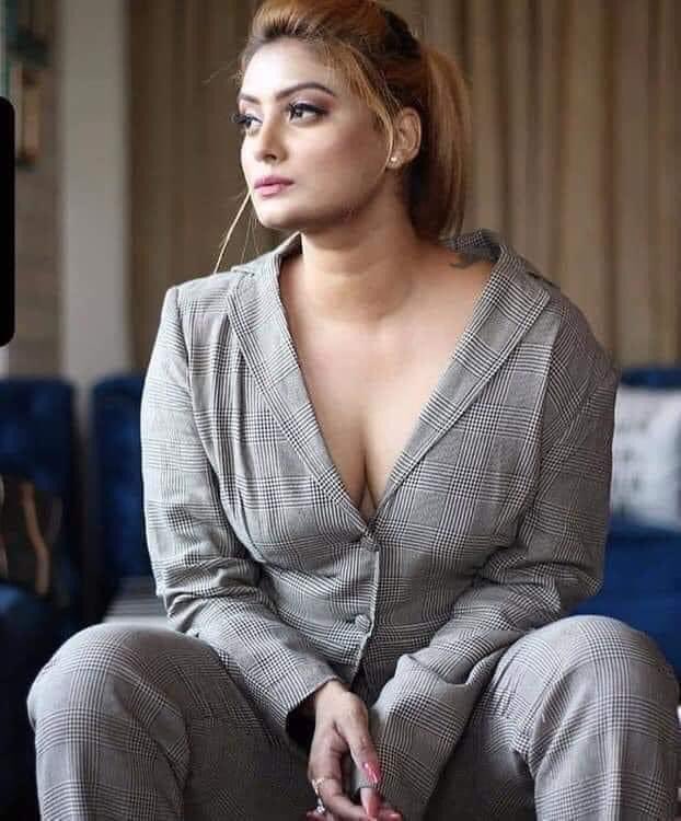 #شلي بغيرك ؟
يــ بيه انت منين ما اديرك ....