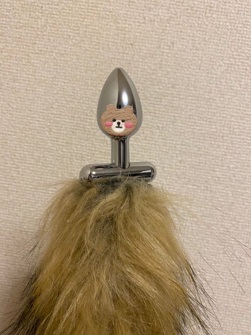 撮影終わってまったり🧸💭 なんて凶悪なしっぽ...！ このしっぽを入れる段階ですでにクタクタでした🥲笑  #アナルプラグ #くまちゃん🧸 https://t.co/JyQPdDNZf3<a href="/tag/%E3%82%A2%E3%83%8A%E3%83%AB%E3%83%97%E3%83%A9%E3%82%B0"class="tags">#アナルプラグ</a><a href="/tag/%E3%81%8F%E3%81%BE%E3%81%A1%E3%82%83%E3%82%93"class="tags">#くまちゃん</a>
