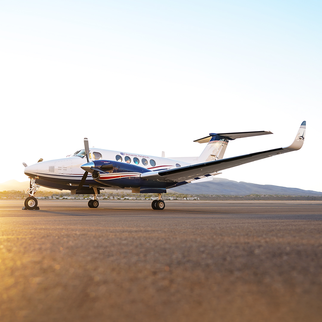 tamarackaero's tweet photo. Introducing Tamarack SMARTWING™ technology for King Air, the new sustainable U.S. military and civilian sustainable aftermarket modification.
#smartwing #kingair #military #missionready #cj #tamarack #winglettechnology #businessjetwinglets #winglet #lovetofly #bizav #avgeek https://t.co/4Imd0rzCOI