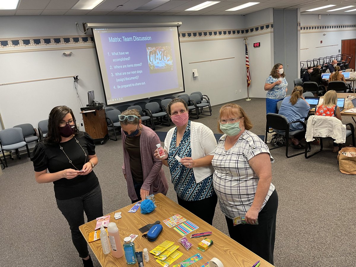 Eleven amazing teams are onboarding in PBIS and practicing the use of acknowledgment. Loving this! #LIUPBIS #firecrackerthat
