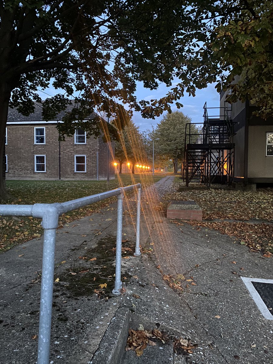 Dai_Chant's tweet image. 21 years ago I entered this camp and became part of 4 Section, Alamein Tp with @patburgessmbe as Tp Cpl. 

Some great memories had here. 

The years fly by in the army!