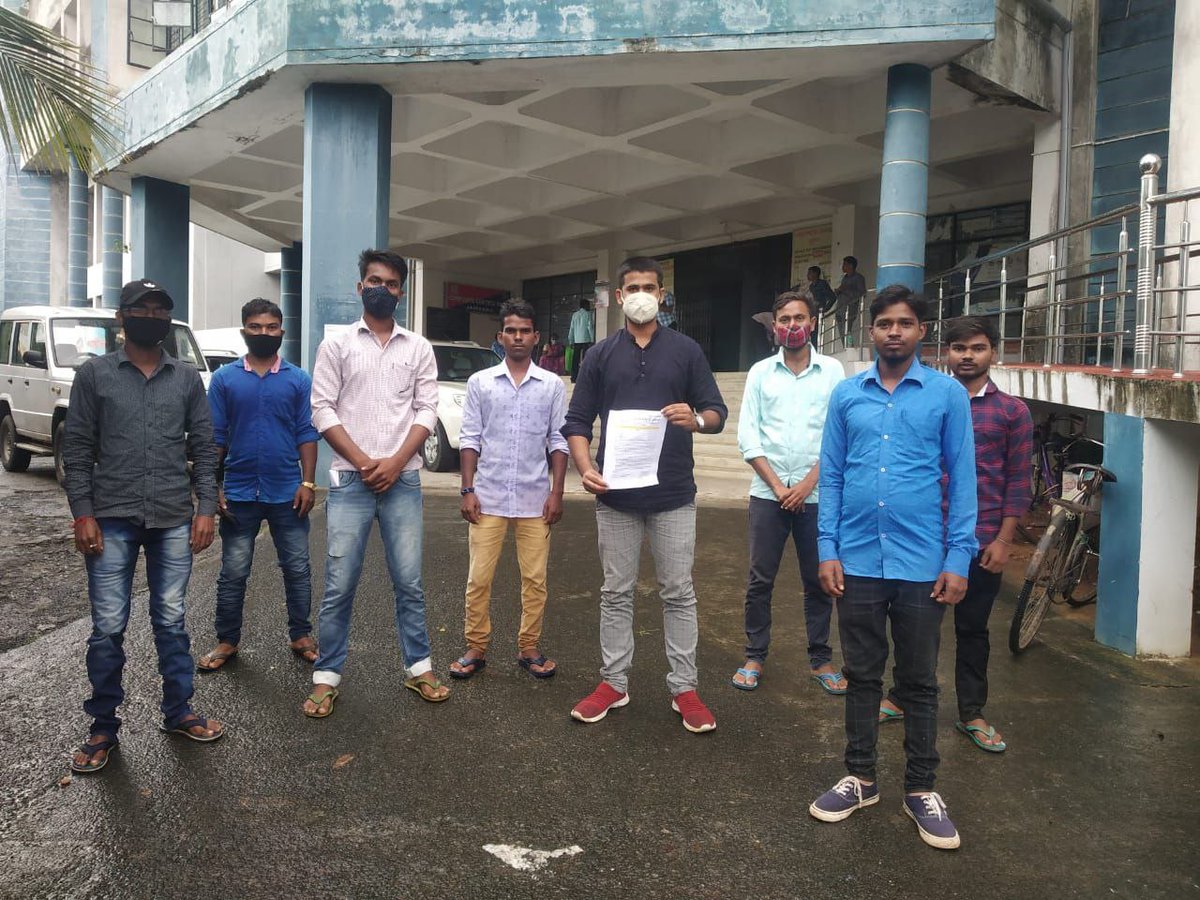 Vaccination are not compulsory for school and college students
#DoNotForceForVaccine