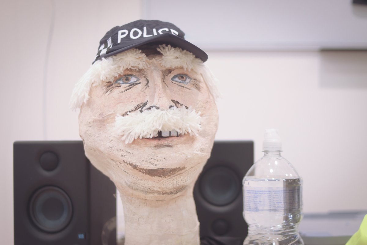 incorrect303's tweet photo. Photos of the #hacktv team being roped into Helen Harry's traffic safety campaign.
"This is a personal plea – to cut a very long (and mad story) short, I need to make a scarecrow, dressed as a traffic cop with the head of Councillor Allan Jones on top."
How could we say no? https://t.co/j8p1aLg4kx