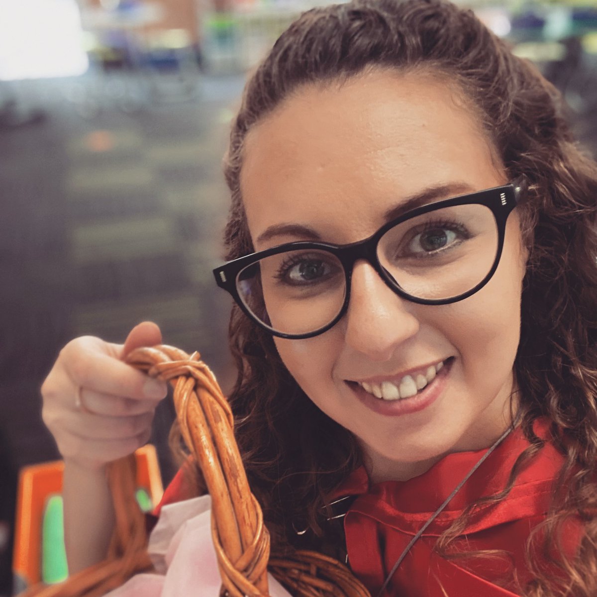 ashleyazzopardi's tweet photo. Dressed as Little Red Riding Hood to welcome Kindy back to school! Those bags under my eyes say it all 😂😴.  #aussieED #teachertwitter #edchat https://t.co/r8diOeutR1