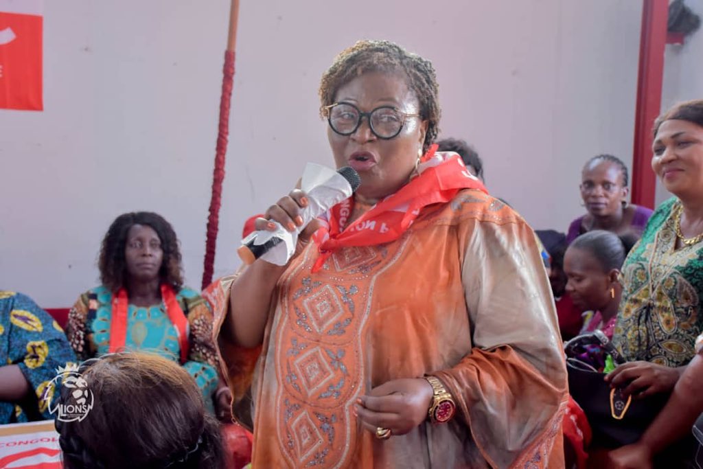 BillyKambale1's tweet photo. Ces braves femmes qui écrivent l’histoire glorieuse de notre Parti. 

C’est désormais une coutume à l’Interfederation Kinshasa où se rencontrent les mamans chaque week-end pour peaufiner les stratégies en prévision des échéances électorales de 2023.

Objectif 150 députés !! https://t.co/Wf1FsI5L78