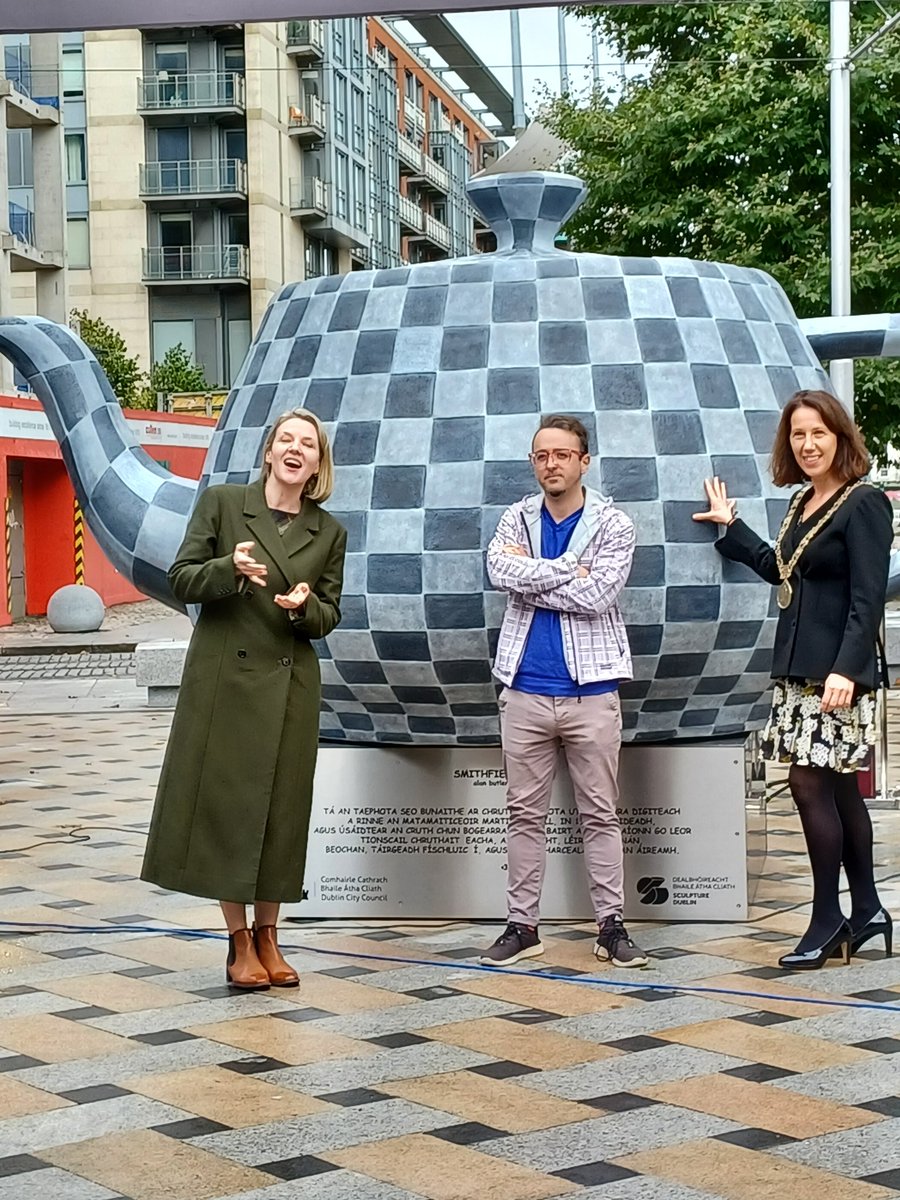 DubCityCouncil's tweet photo. Our 2nd commission from @SculptureDublin has been unveiled...Smithfield Utah by @alan_butler, a bronze teapot. What do you think? 
#SculptureDublin #art #sculpture #dublin https://t.co/Tbsmrmhbqd