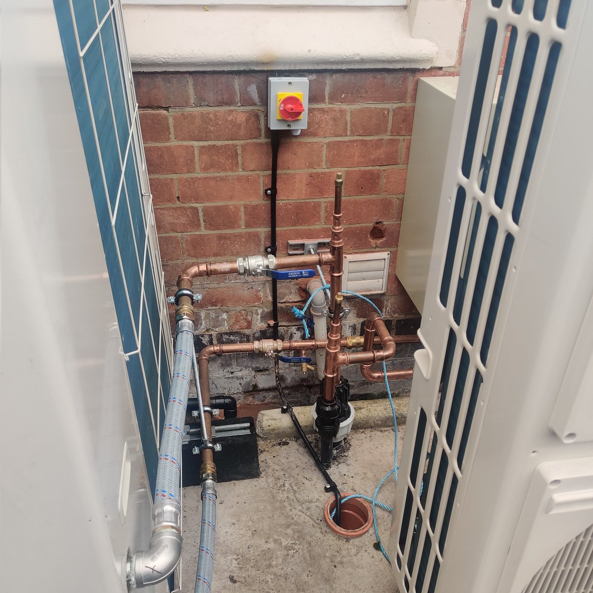 Ash 🇷🇺 tweet media