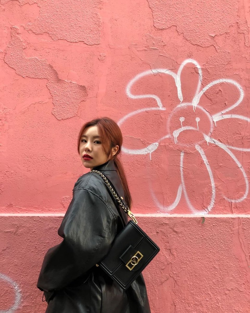 wheeix's tweet photo. JUNG WHEEIN OMYGAHD https://t.co/bqtLHwW7O9