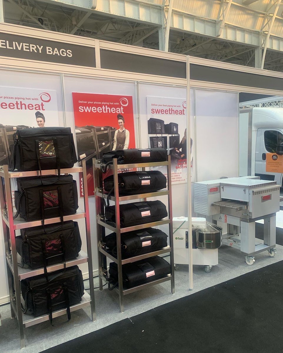 ManiarNazim's tweet image. Day One of The European Pizza Pasta Show Olympia London. Visit Sweetheat on stand D60 sweetheat.co.uk #pizzapastashow @pizzapastashow #pizza #pizzeria #pizzaequipment #sweetheatheateddeliverybags #restaurant #takeaway #fastfood #italianrestaurant #chef #hospitality