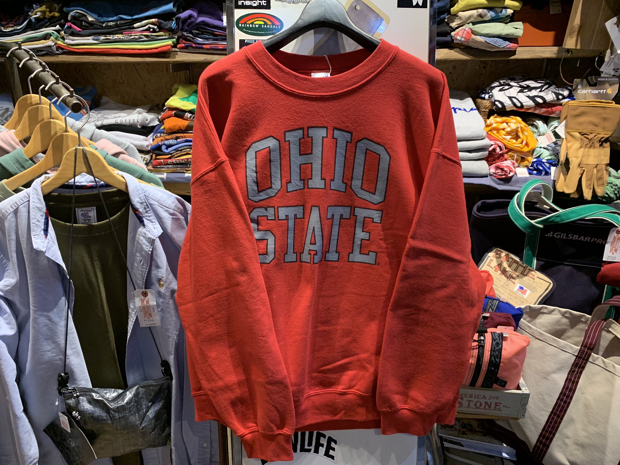 Outside Kawasaki Used Ohio State College Sweat Size Xl Price 4180 Taxin アームホールゆったりの 大きめサイズ 赤が爽やかです アウトサイド川崎 Outsidekawasaki 川崎 川崎駅 川崎駅東口 新品 古着 ユニセックス アメカジ 川崎じもと