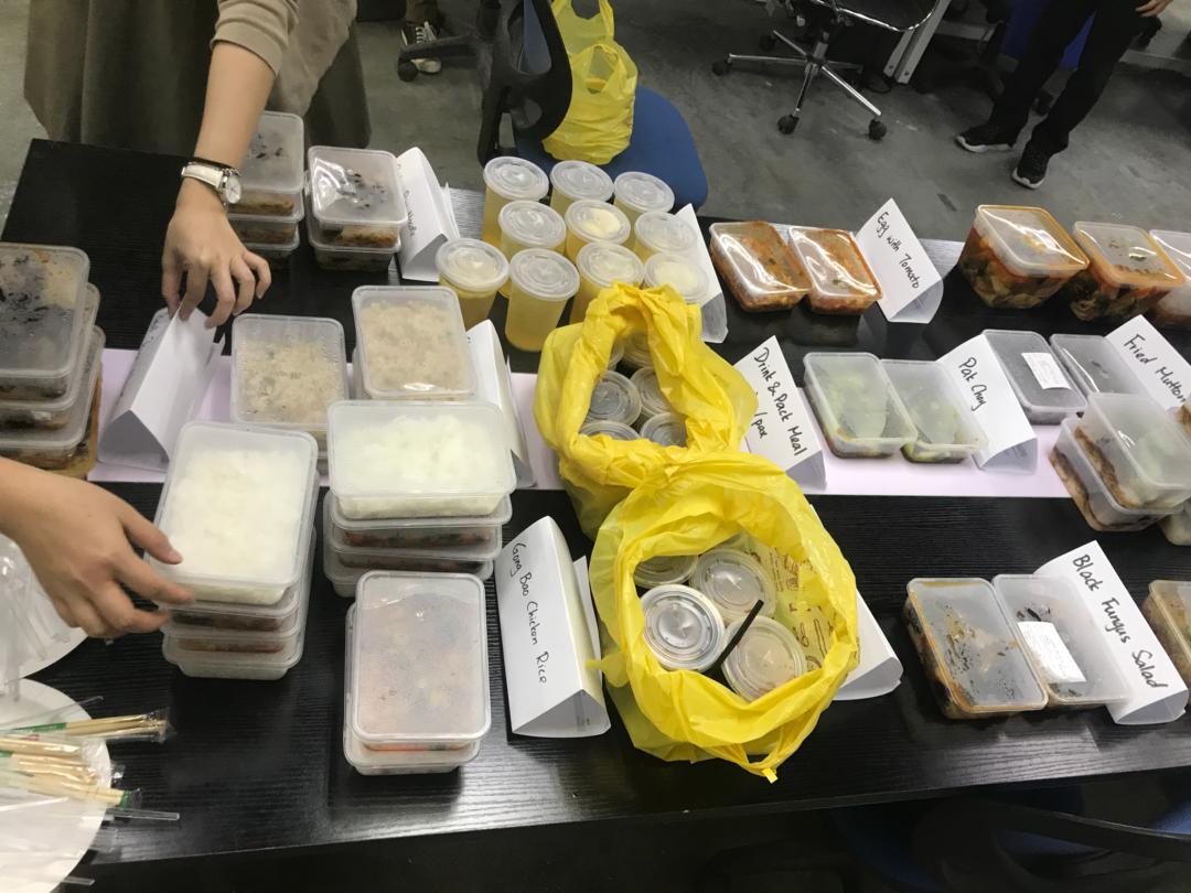 AccPro7's tweet image. Monday no blues, treat from the director 🥳
#AccPro  #SME #acccounting #taxation #audit #secretary #business #automation #digitalisation