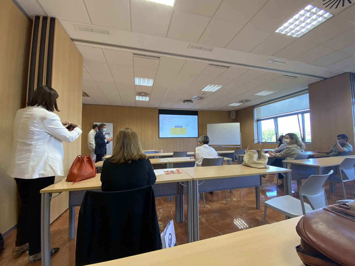 tbuades's tweet photo. Hoy formación🤓en materia de adaptación al♻️ #CambioClimático #DTI con la visita del Conseller y el Director General de #Turismo. cc @GVAturisme @GVAinvattur @paxadvising https://t.co/kL3KFhPpoM