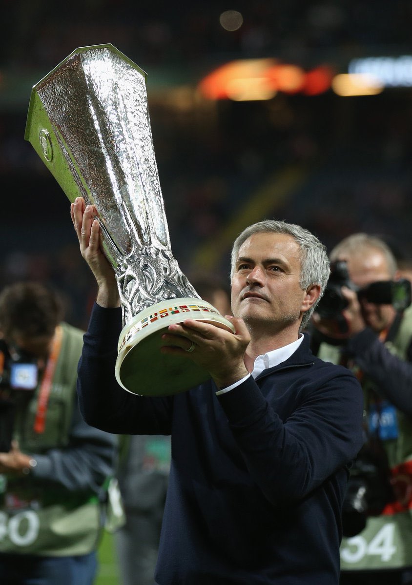 mrmichaelbarton's tweet photo. Mufc post Fergie https://t.co/0BLgdsemOS