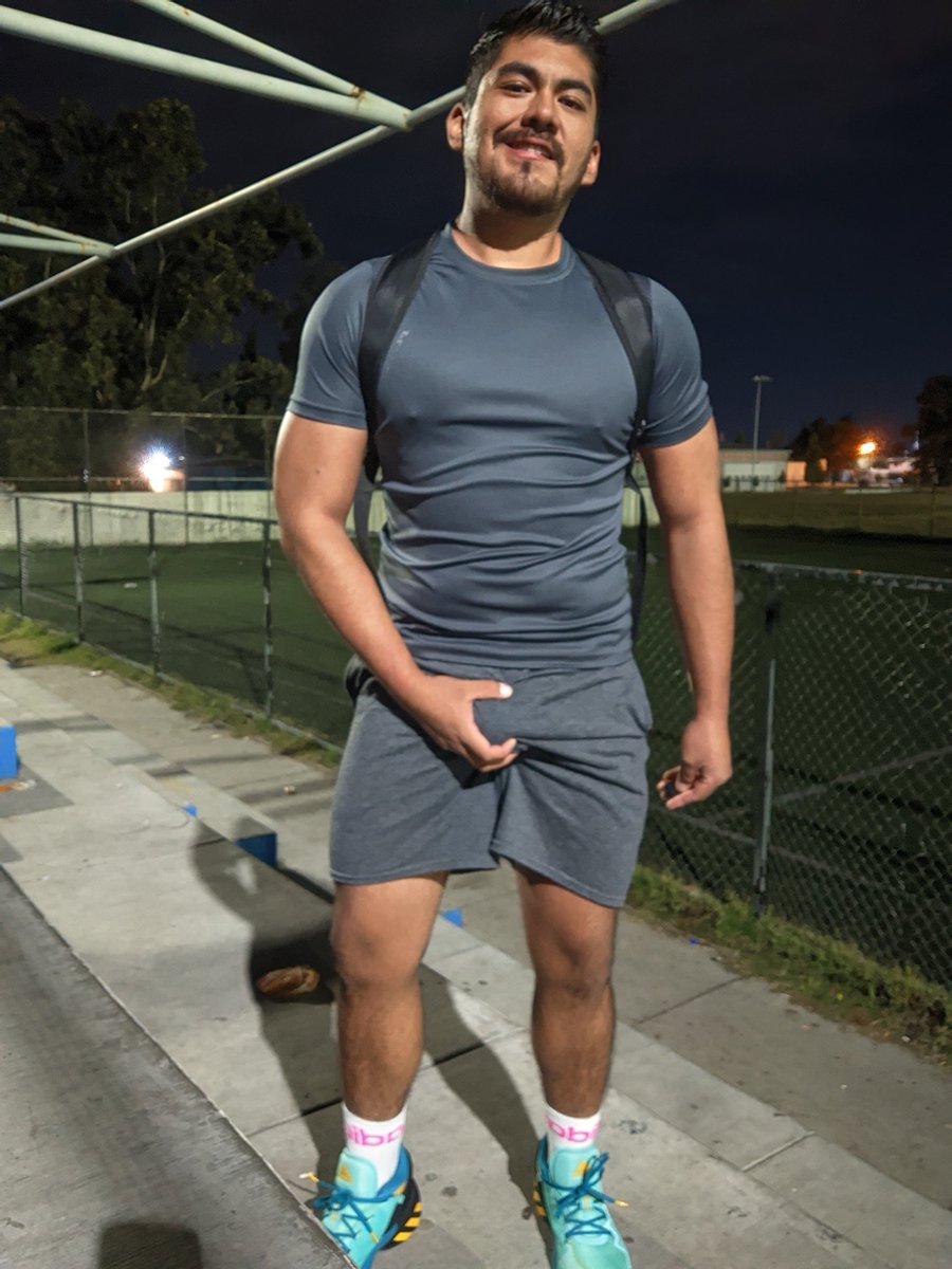 RubnRocha16's tweet photo. Listos para hacer sexxxercicio?
Excelente día ♥️⭐🌞
Los TQM
#exhibitionism #sexxx #exhibpublic #chacal #chacalesmexico #touchme #reckless #bold #mischievous #latino #xxx #xrated  
❌❌❌👇🏽
https://t.co/paAryBkNoe https://t.co/posqBn8Eb9