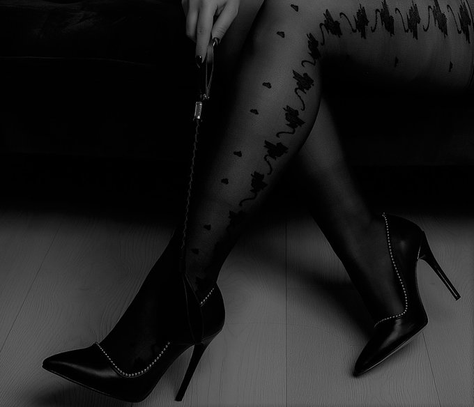 ✨You may begin your worship!  More content here⤵️  https://t.co/OHO69ffa15  or watch Me live⤵️  https://t<a href="/tag/goddess"class="tags"><span>#goddess</span></a><a href="/tag/heels"class="tags"><span>#heels</span></a><a href="/tag/femdom"class="tags"><span>#femdom</span></a><a href="/tag/mindfuck"class="tags"><span>#mindfuck</span></a><a href="/tag/findom"class="tags"><span>#findom</span></a><a href="/tag/sph"class="tags"><span>#sph</span></a>