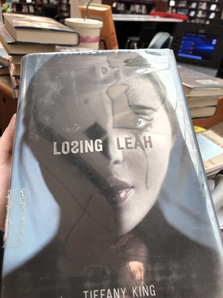 bvwlibrary's tweet image. Have you read Losing Leah? It was just returned and will be checked out soon, so hurry in. “Some bonds can’t be broken.” What does that mean? Creepy? #findoutmore #readingisamazing