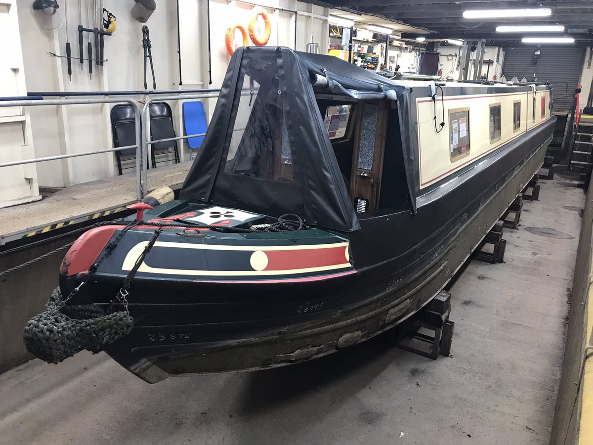 venetianmarina's tweet photo. NB Poppy is in the dock today having a pre purchase survey completed 🥳
#narrowboat #survey #prepurchasesurvey #realiseyourdream https://t.co/zWVShkK46O