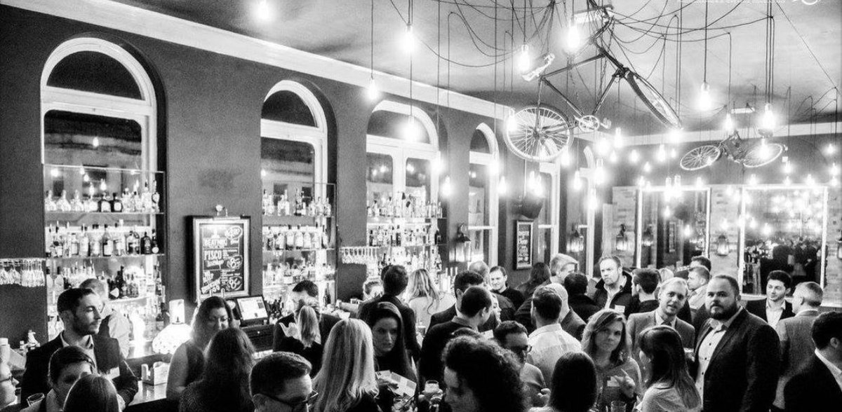 PureBmth's tweet photo. We are looking forward to seeing you at Pure Networking’s The Monthly Meeting on WEDNESDAY 🔥🙌🏼

📆 20 October 2021
⏰ 6pm - 8.30pm 
📍 Canvas, Bournemouth 
🥂 Arrival Drink
🍤 Canapés
👫🏽 Good Company 
✨ Making Connections 
🤝 Doing Business 

https://t.co/2o9RNrVZPu https://t.co/eluKGNJRH2