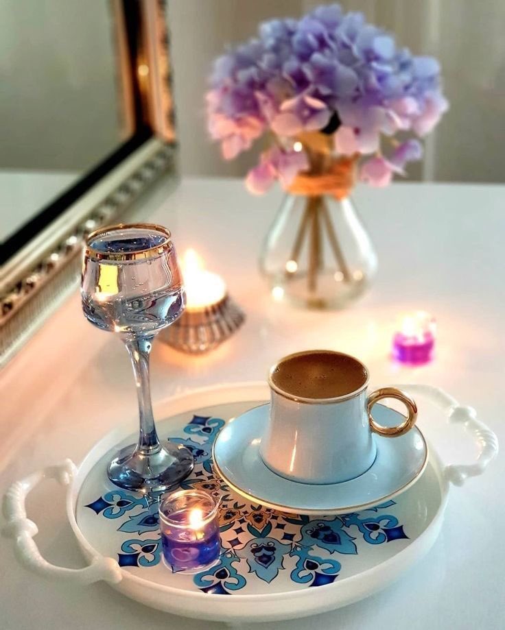 wase_02007's tweet image. نحنُ نميل تلقائياً لمن يَفهمُنا و يتفهمنا و يستثنينا دائمًا..💕🌸

❥
❥

❥
❥