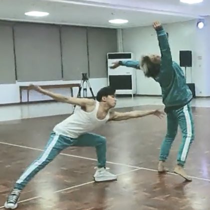 Interpretative dance yarn? GAHAHAHAHAHAHA HAYP TAWANG TAWA AKO 😭

<a href="/SB19Official/">SB19 Official</a> #SB19