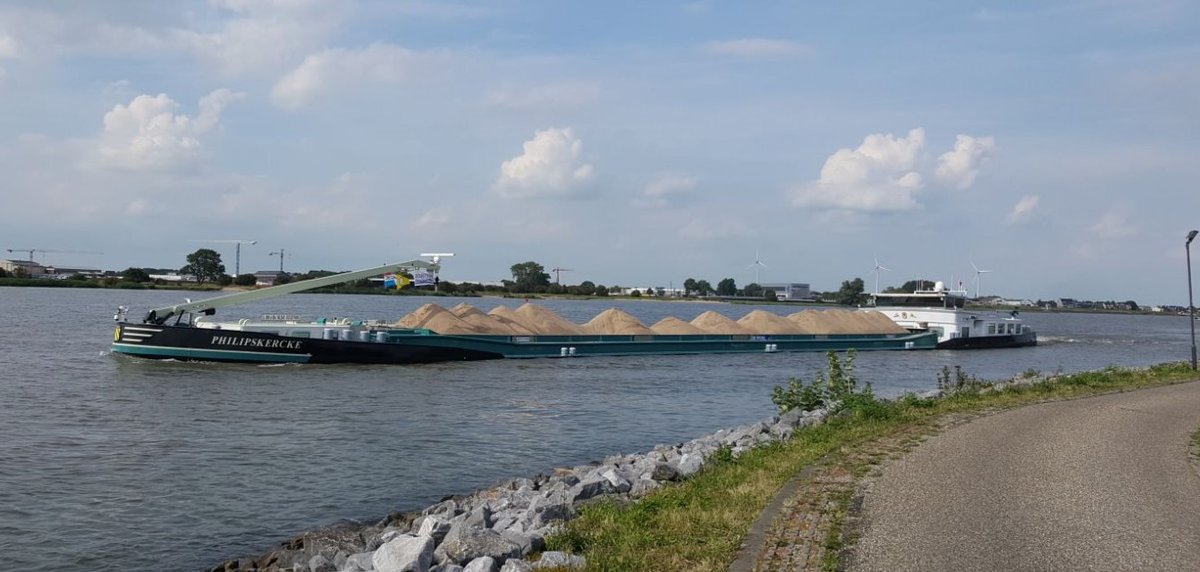 Extra budget voor duurzame motoren #binnenvaart schepen 👇

€ 2 miljoen extra budget beschikbaar voor het vervangen van een oude motor op een binnenvaartschip. Plaatsing van een elektrische aandrijflijn komt in aanmerking voor de opgehoogde subsidie. 

bit.ly/3AT9Hpx