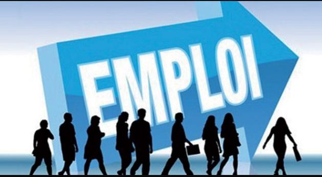 #TousMobilises #AvecPoleEmploiLomme: Il parait qu’il est difficile d’être recruté après 50 ans ?… Au pôle emploi de Lomme, des demandeurs d’emploi sont accompagnés pendant 5 séances afin d’avoir les clefs pour que l’âge ne soit plus un frein pour l'emploi. 50 ans et alors ??!!