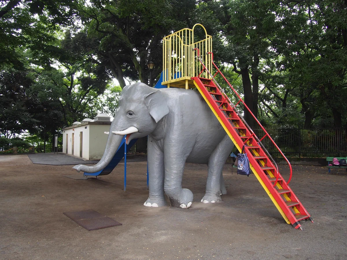 「ぞうの滑り台」を発注したら？思っていたのと違うものが来たwww