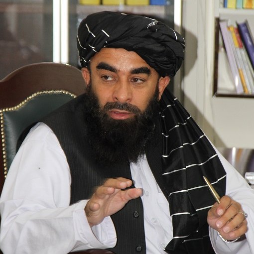 د افغانستان اسلامي امارت ویاند او د اطلاعاتو او فرهنګ وزارت د خپرونو چارو معین ذبیح الله مجاهد وايي چې غصب شوې ځمکې بېرته راګرځول کېږي.