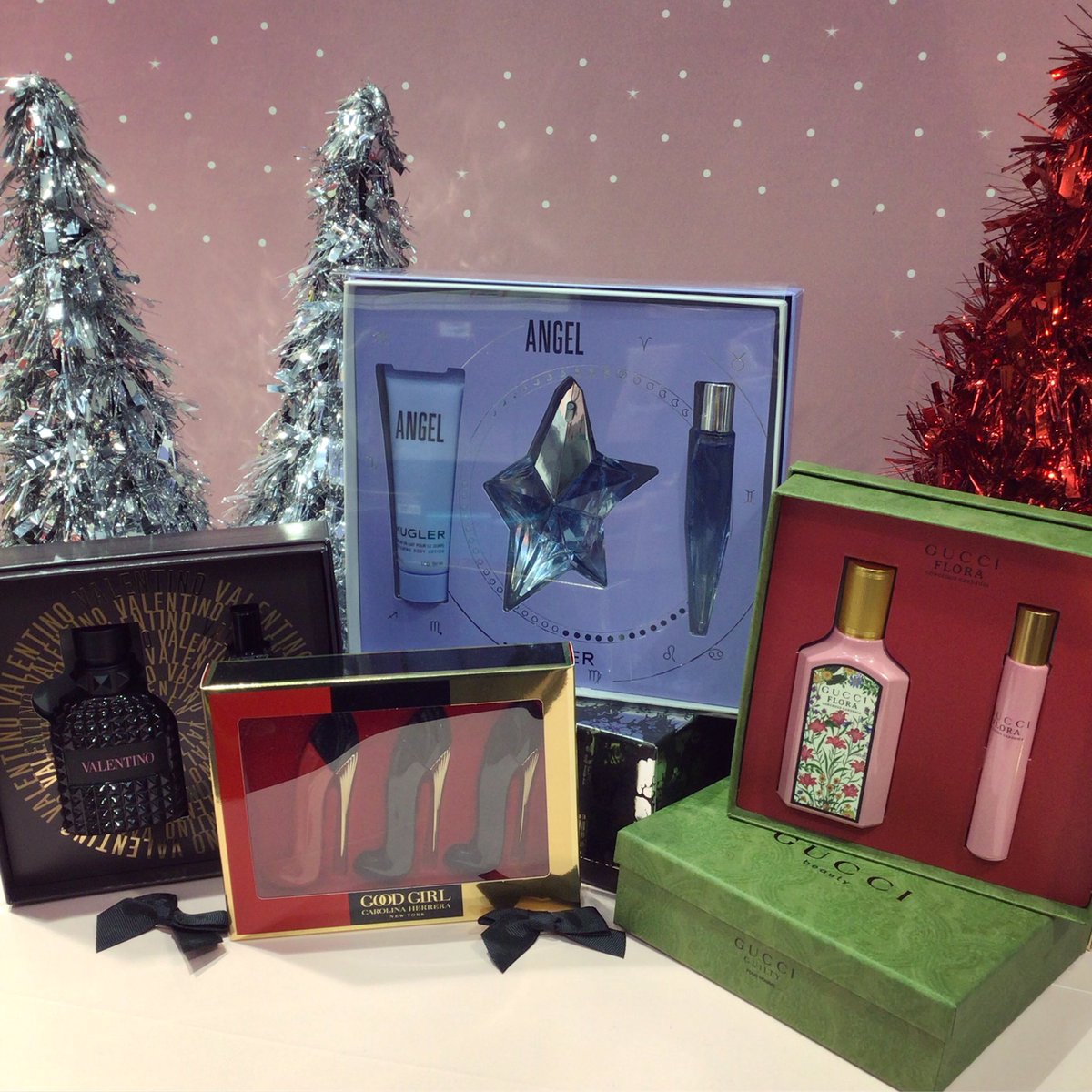 🎄Christmas Ready🎄 here at <a href="/TPSChester/">TPS Chester</a> ✨ these are just some of our stunning gift sets 😍🤩 pop in and have a look 💕 #perfume #theperfumeshop #giftsets #chester <a href="/TPSPeople/">The Perfume People</a>
