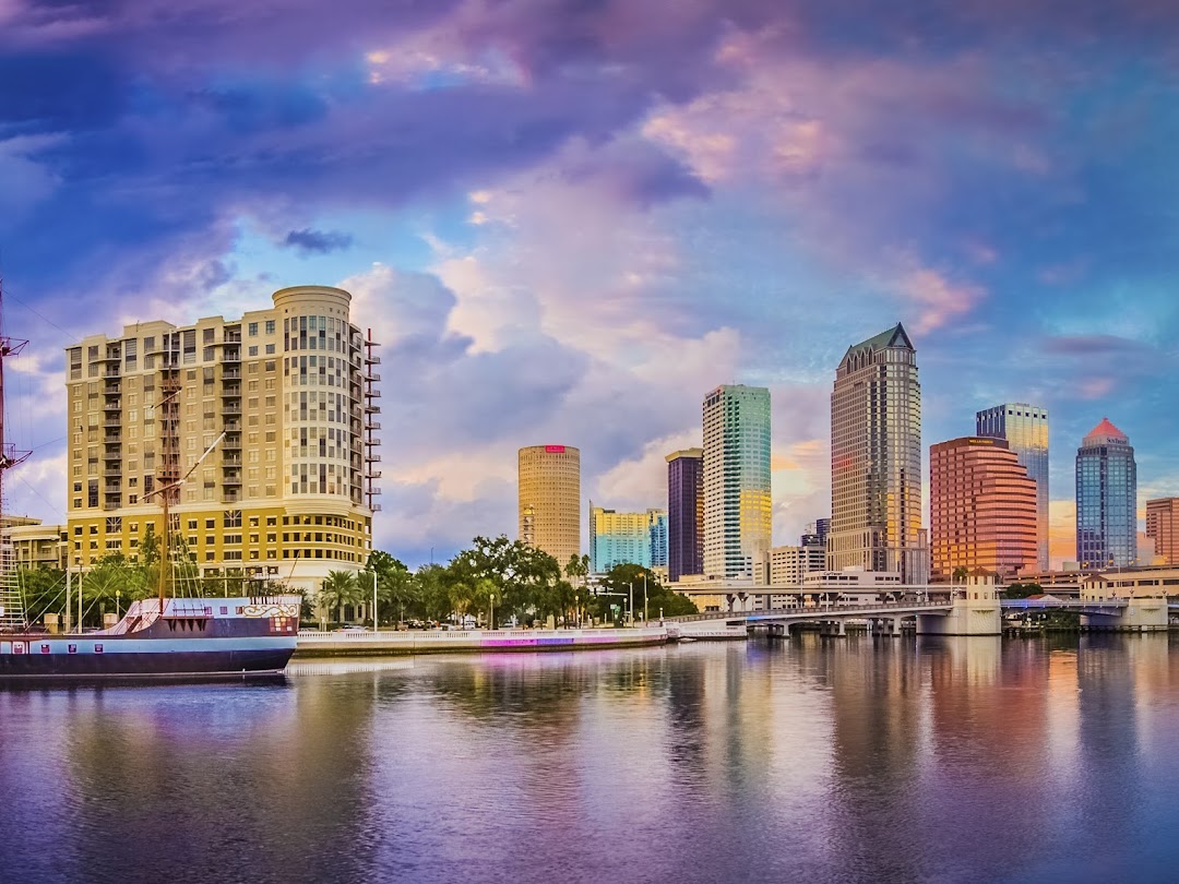 ABABankers's tweet photo. Welcome to #ABAAnnual Convention, ABA’s first conference with an in-person attendance option since February 2020! Whether you’re here with us in Tampa or tuning in virtually, we’re glad you’re here. Let’s get started! https://t.co/PaxzEZYAVt