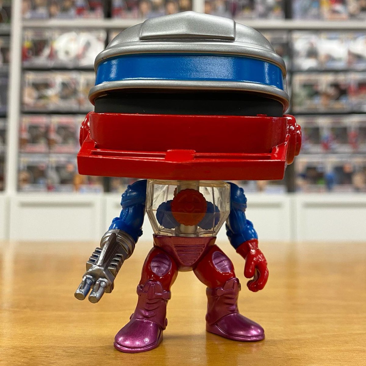 kdogandfish's tweet image. “Domo Arigato Mr. Roboto” 😂 We are proud to announce we are now able to offer more #Funkon2021 Exclusives starting with ROBOTO from Masters Of the Universe 🔥 They also have the Con Sticker! Limited quantities are available online at kdogandfish.com #Funko #MOTU