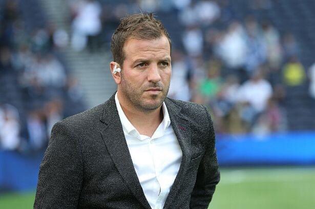 Footballtweet's tweet photo. Rafael van der Vaart:

🗣 "I think Maguire goes home every day and tells his wife: "I'm so shit at football, but I earn so much. They really believe I'm good. I really think so, he laughs at everyone." https://t.co/rfAkMCgser