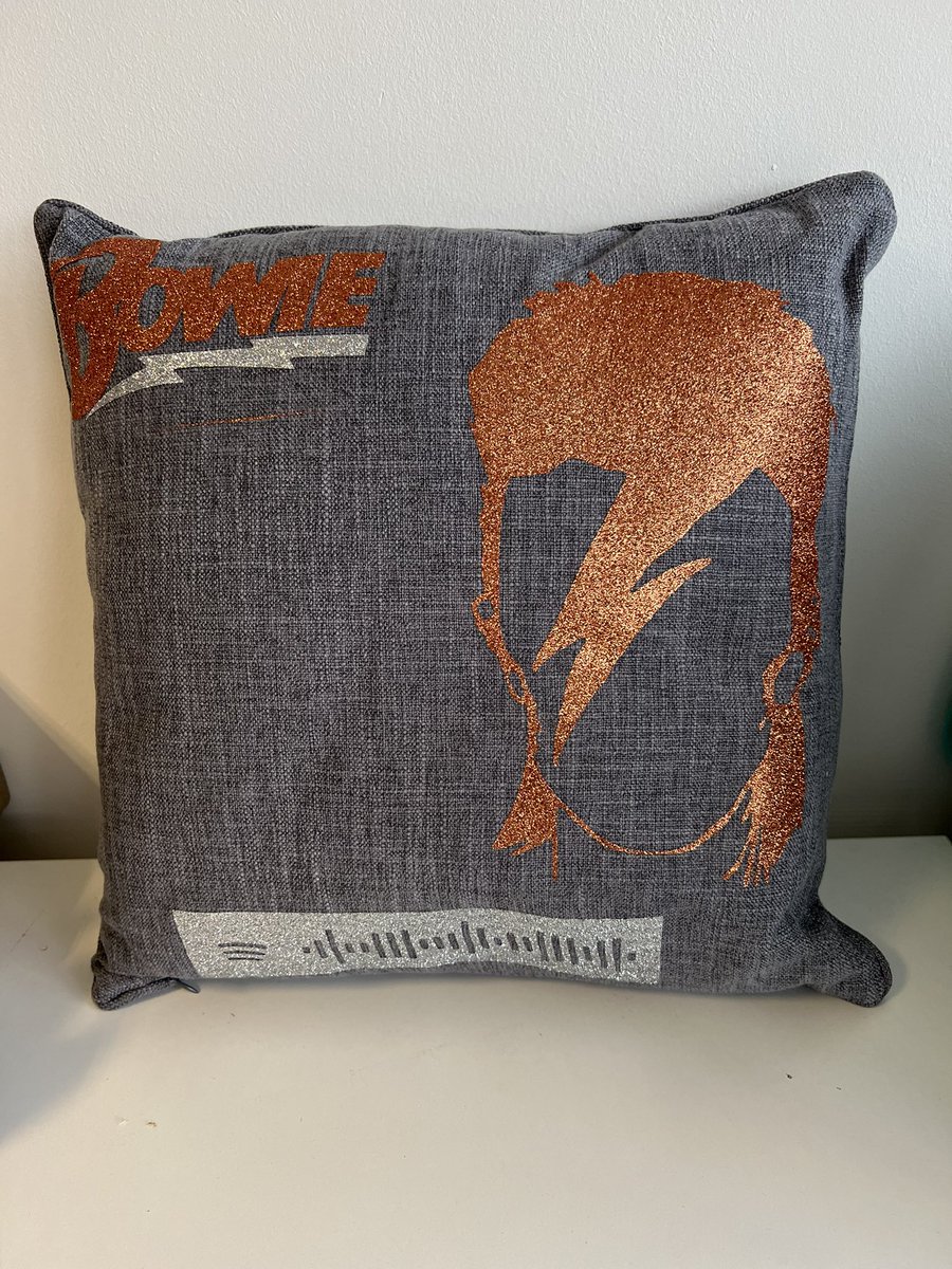 Another amazing cushion from Amelia from <a href="/OnSideYZ/">OnSide</a> through her company <a href="/SoundStrum/">Sound Strum</a>.  Absolutely amazing enterprise from the guys over at the Youth Zones.  Love it