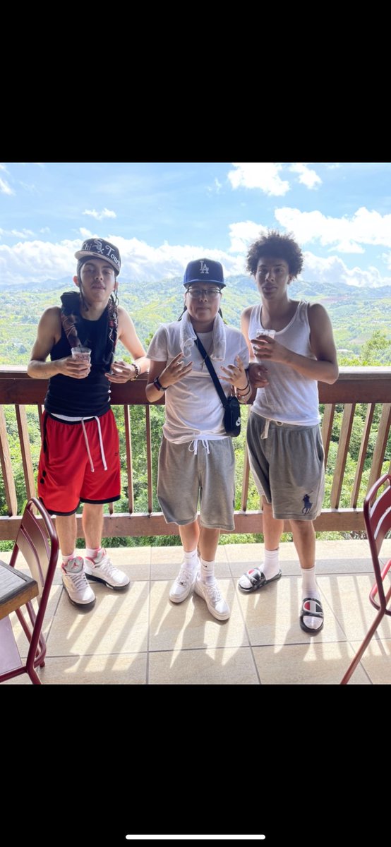 keeksortiz1's tweet photo. Take me back to pr I’m tryna be drunk in sum nice weather 🤦🏽‍♂️ https://t.co/oW3KsIJs5i