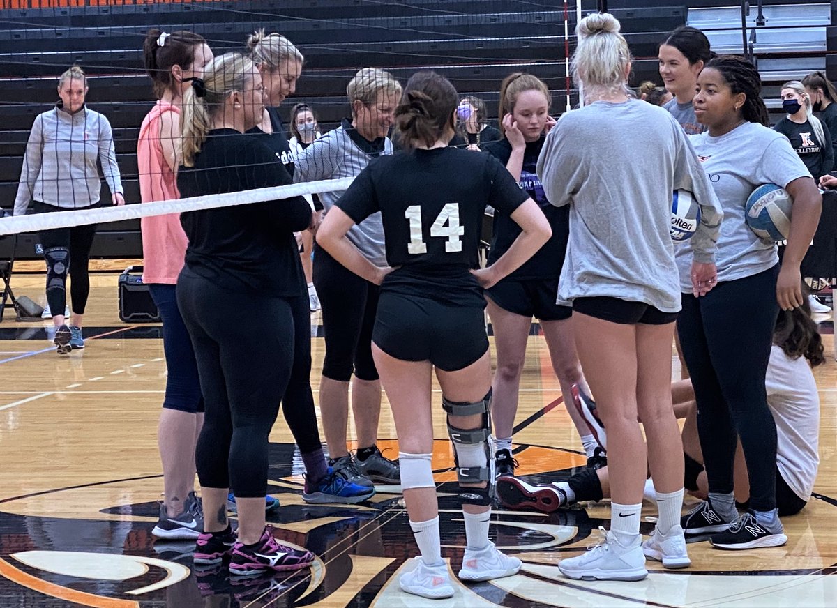 kcollege's tweet photo. Underway this morning: The alumni swimming meet at the new natatorium, the volleyball alumni odds and evens game at Anderson Athletic Center and an indoor cycling ride led by Mary-Katherine Thompson Miller '06 at the Fitness and Wellness Center. #KHomecoming https://t.co/o9ZIxk1gba