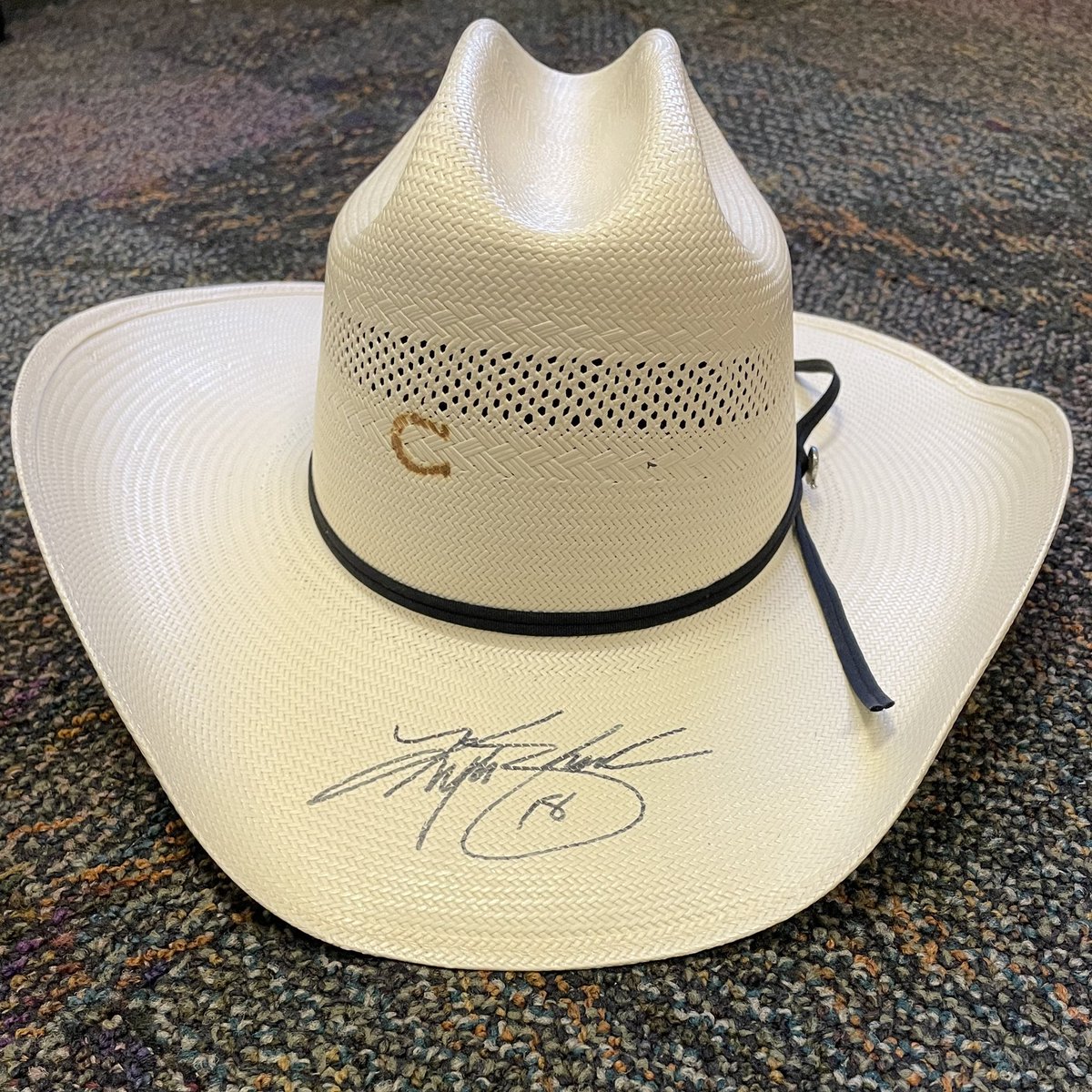 Now retweet this for no other reason than it’s a sweet hat. 🤠