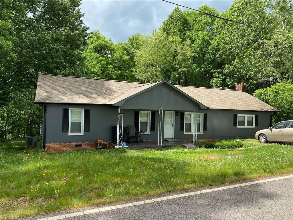 LindaEMcClure's tweet photo. You've got to see this beautiful home! Message me for details or a showing! #homesforsale #realestate  https://t.co/h2LpIAhre4 https://t.co/087wpldGDN