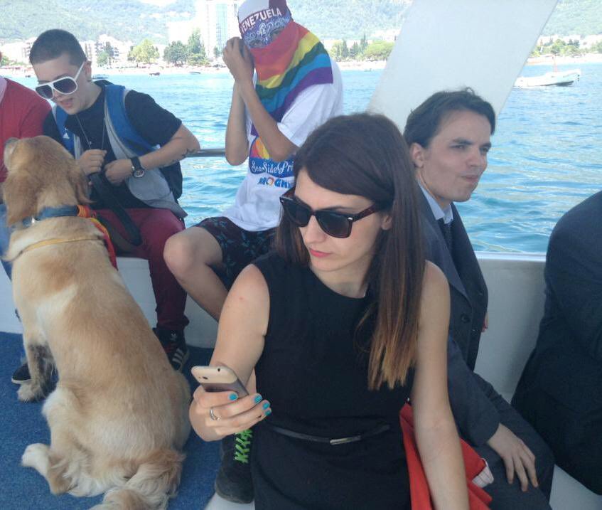 Ana Ponoš tweet media