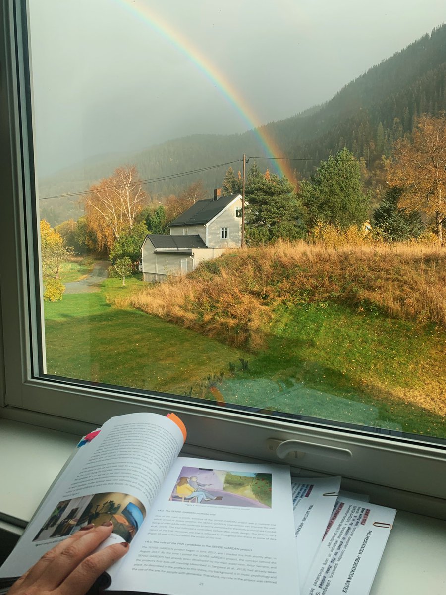Busy preparing for Monday’s defence and was stopped by this beautiful rainbow breaking through today’s rainy sky. Took this as a reminder to pause, breathe, and know that everything is going to be ok - regardless of the outcome next week 🌈 #AcademicTwitter #PhdChat