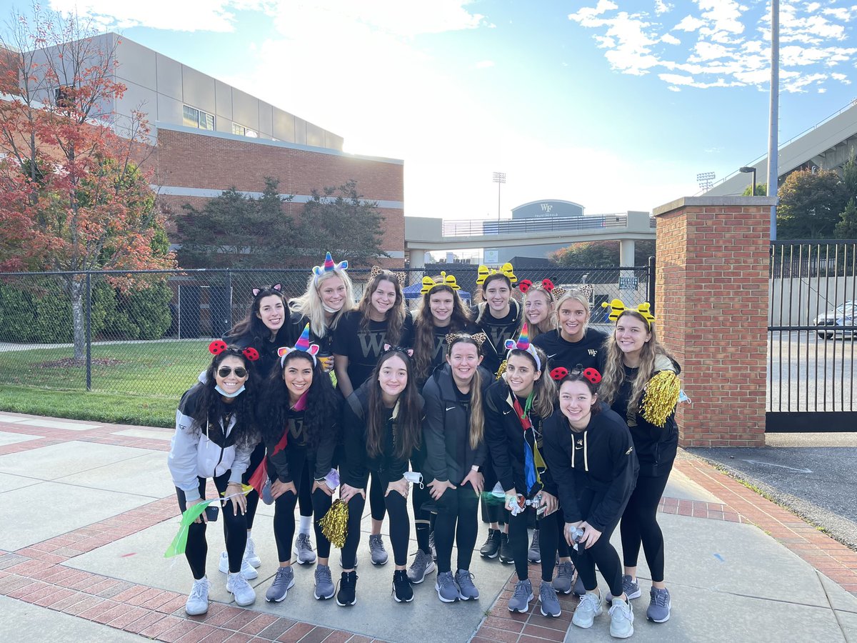 Helping others is always a great way to start the day ☀️

Thank you Ronald McDonald House for letting us be a part of the Character Cruise-Through this morning!