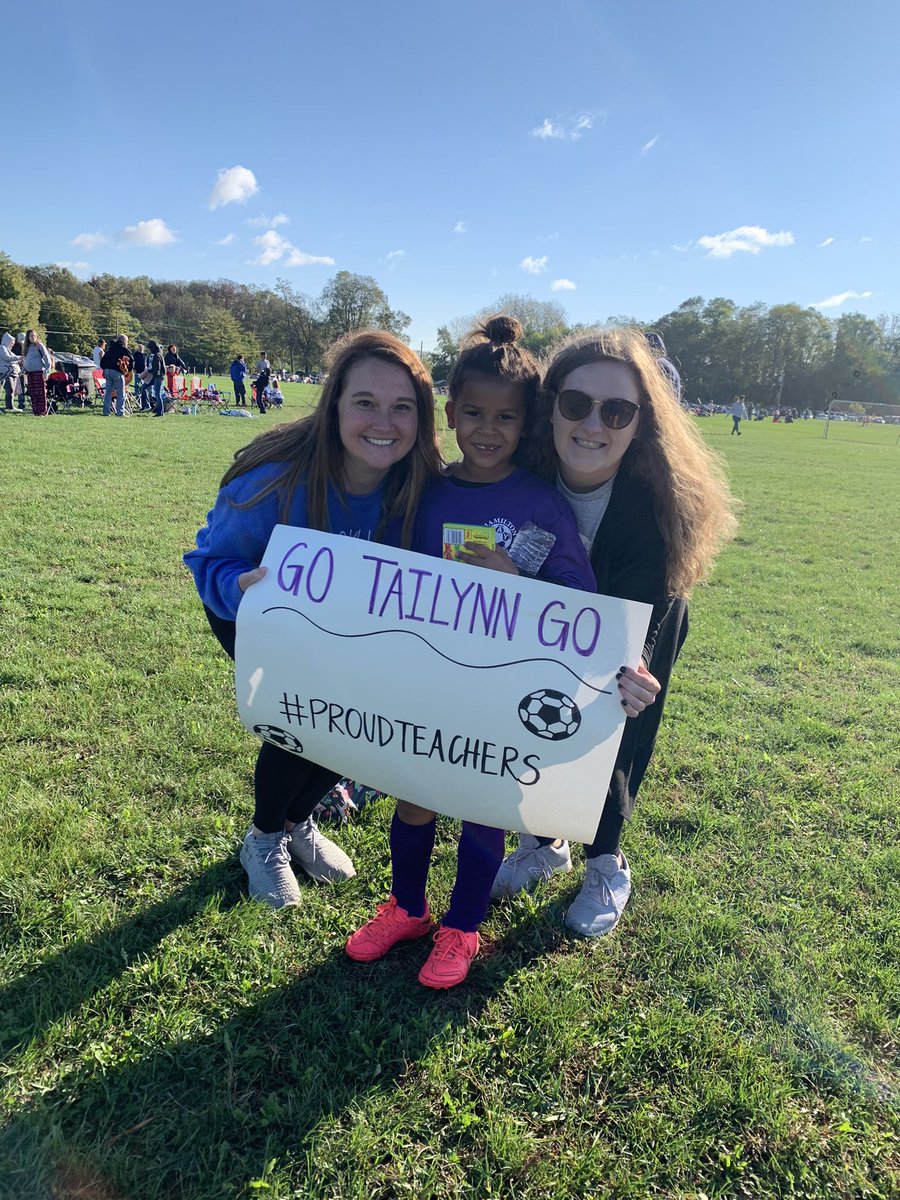 We loved supporting our Bluejay this morning!! ⚽️💙 #ProudTeachers #ChadAndGlaabOnTheMove #BigBlueOnTheMove #BeBrookwood @Brookwood_HCSD