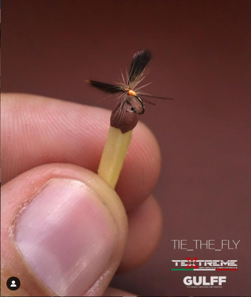 FarmsWhiting's tweet photo. Nice looking experiment @tie_the_fly
I am currently experimenting with some midge patterns. This is one of my favorites so far. A size 26 fan wing 🤗…
#flytying #fliegenbinden #dryflies #flyfishing #textreme #flugbindning #fluebinding #pescamosca https://t.co/XzseJGCo8b