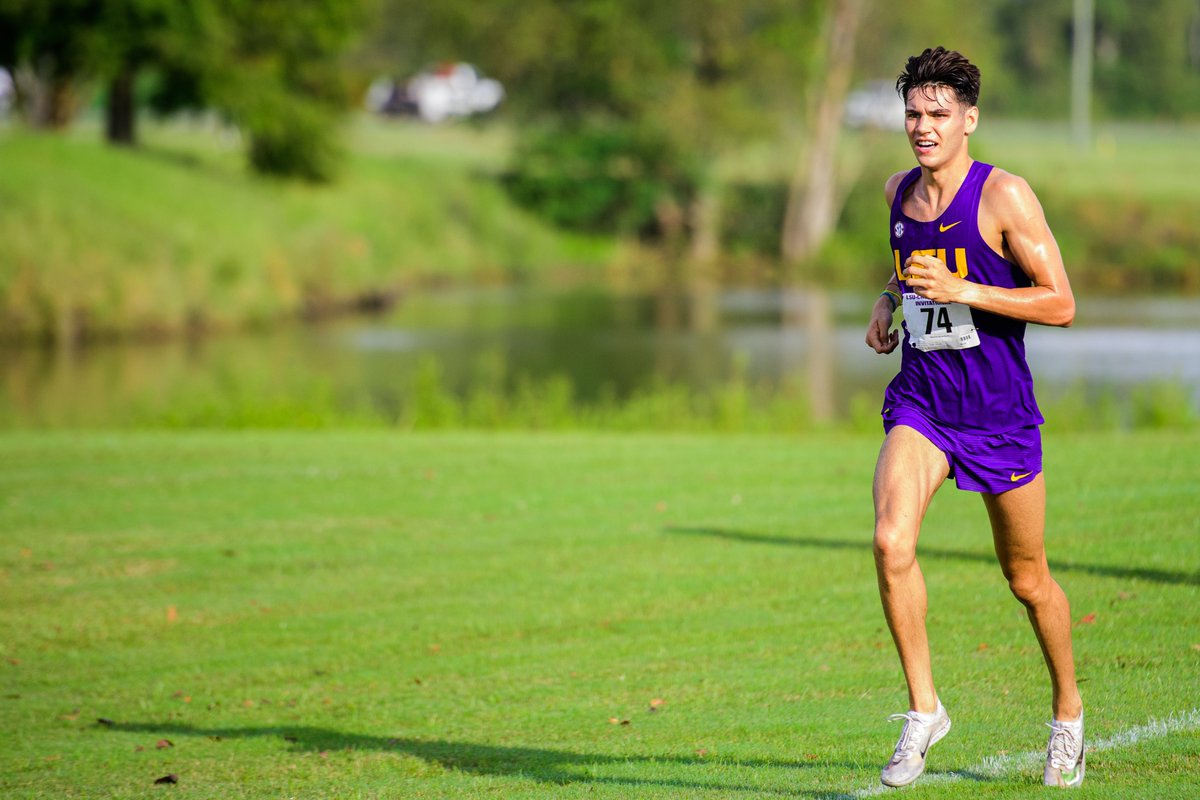 Have a day! Davis Bove wins the individual title with a time of 23:28.6 (PR).

📈 lsul.su/3DHcYK8

#GeauxTigers