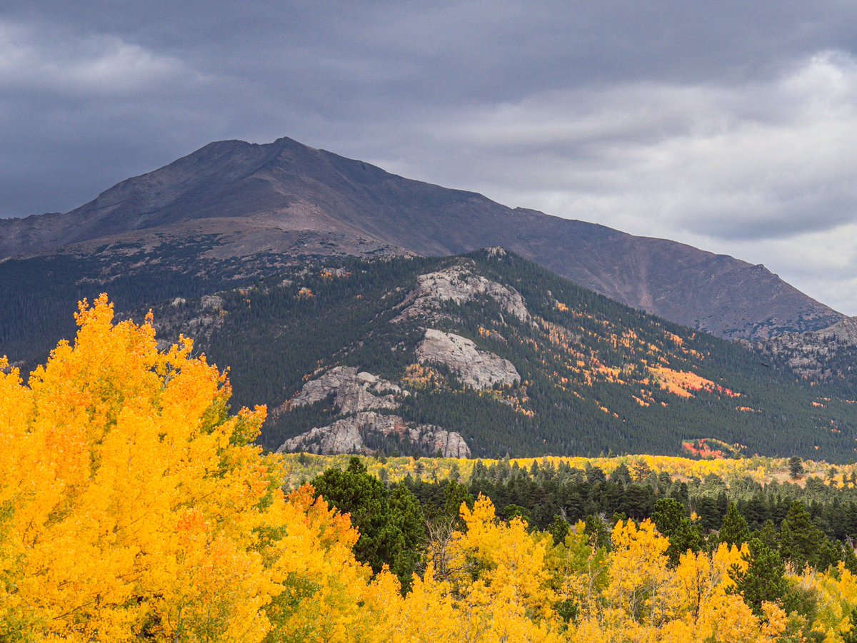 HunterhouseP's tweet photo. Happy Saturday. 

The storm clouds were rolling in this day as I was at the tail end of the Peak to Peak Scenic Byway looking towards Estes Park, CO. (Taken on 9/28/21)

Hoping you have a storm free day day today and can get out and enjoy the day.

#coloradolandscapes
#fall2021 https://t.co/Ajzzs06ITo
