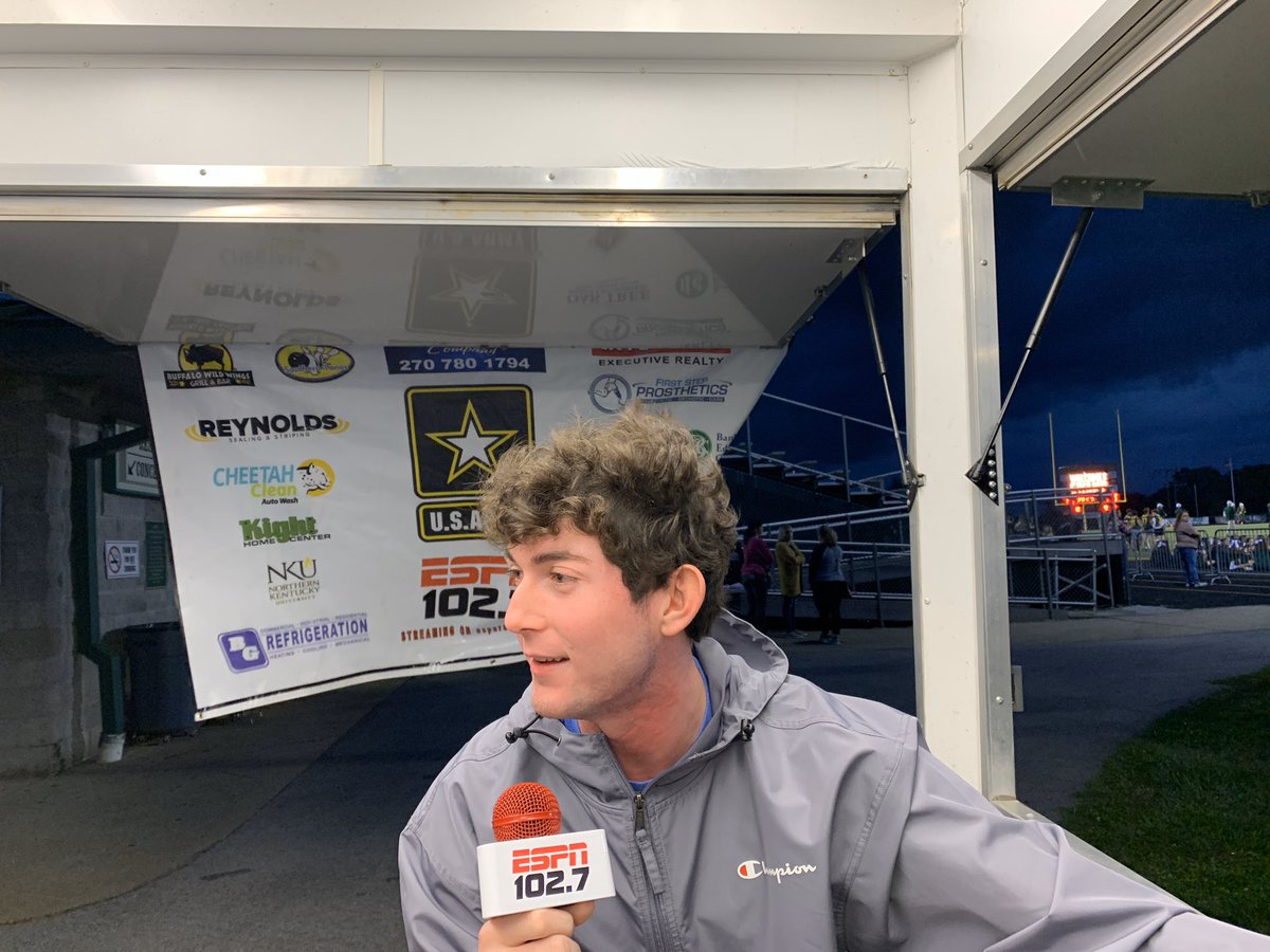 The_Sports_Web's tweet image. #usarmyespn1027gamenight2021 from GWood was a great time! @BWWings #BGKY Mason Williams #gatorgolf Scholar Athlete “real deal Will” 🎤 🏀 @williampmccoy AD Dan Dillingham! Thanks for having @tylereatonradio and myself!   
Next week: @acs_sports 🏈