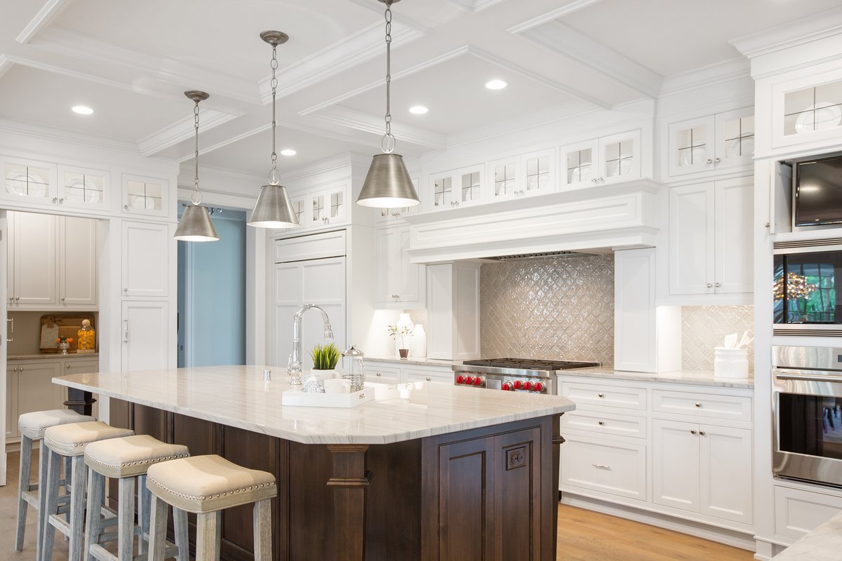 Some traditional eat in kitchen ideas for a rainy Saturday morning. Good read at Houzz. 

ow.ly/T3hM50GsypA